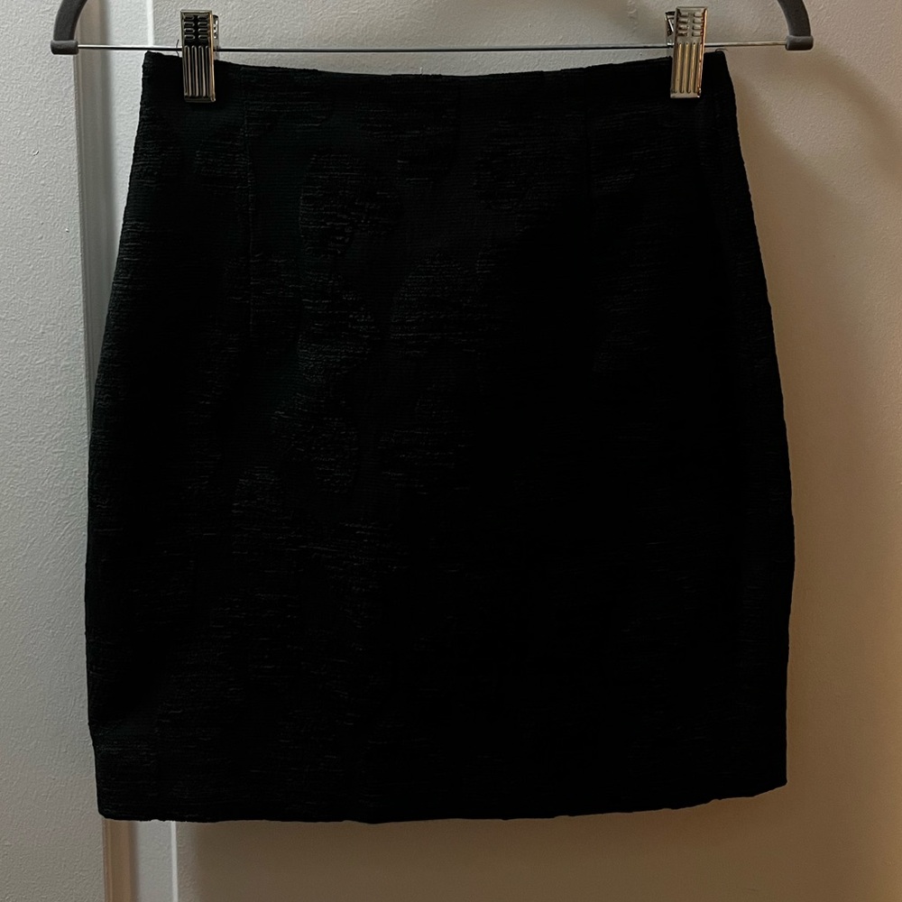 MANGO | Black Skirt With Hearts | Great Condition